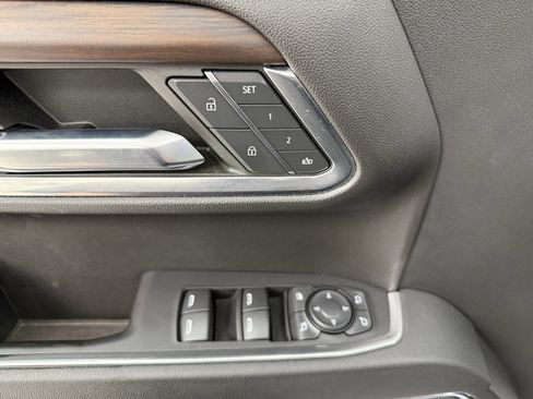 Used 2023 GMC Sierra 1500 SLT w/ SLT Premium Package image 14