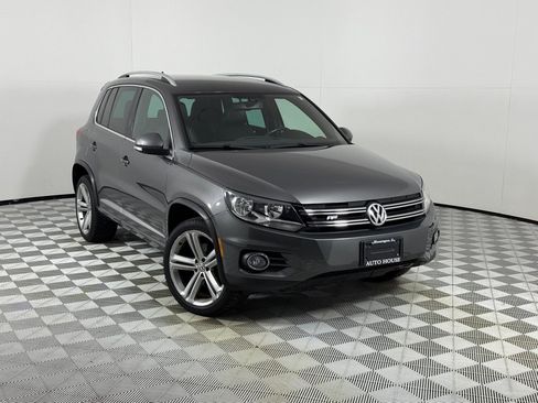 Used 2016 Volkswagen Tiguan R-Line FWD image 2