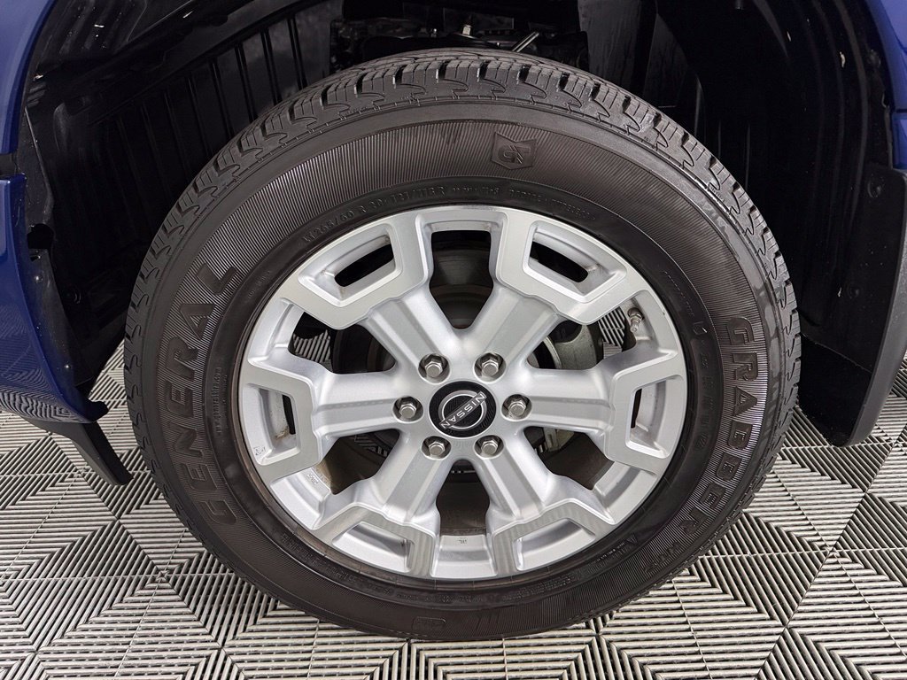 Used 2024 Nissan Titan SV w/ SV Convenience Package AWD/4WD image 11