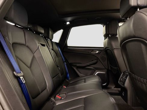 Used 2023 Porsche Macan GTS image 16