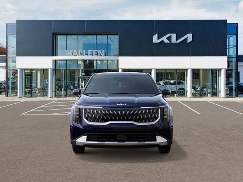 New 2026 Kia Carnival LXS image 2