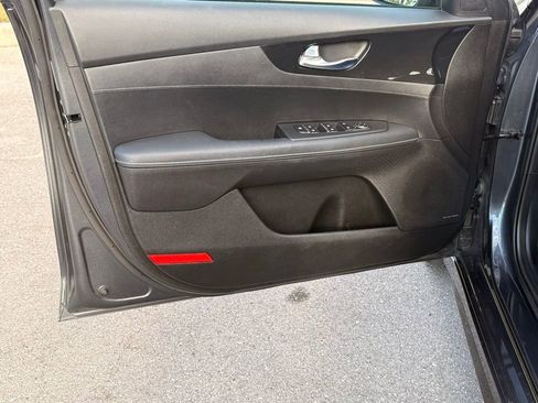 Used 2023 Kia Forte GT-Line w/ GT-Line Premium Package image 29