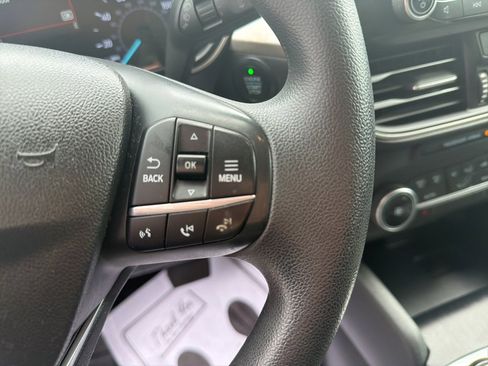 Used 2020 Ford Escape SE image 14