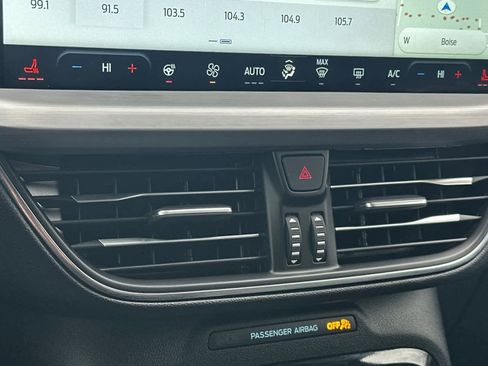 Certified 2025 Ford Escape Platinum image 21