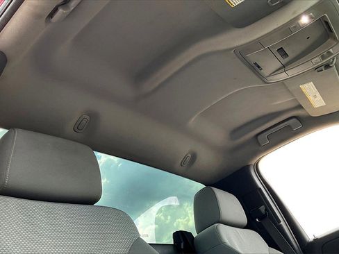 Used 2017 Chevrolet Silverado 1500 W/T image 16