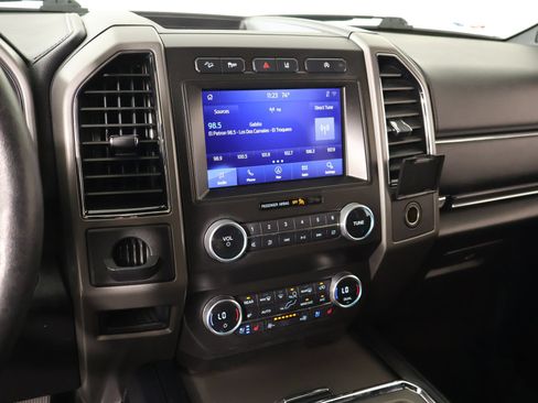 Used 2020 Ford Expedition XLT w/ Equipment Group 202A AWD/4WD image 5