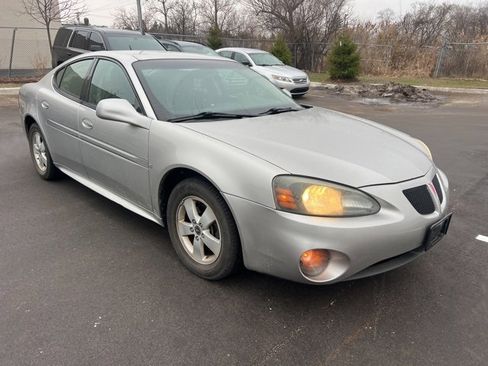 Used 2006 Pontiac Grand Prix image 3