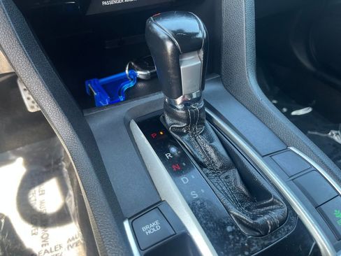Used 2020 Honda Civic Sport image 34