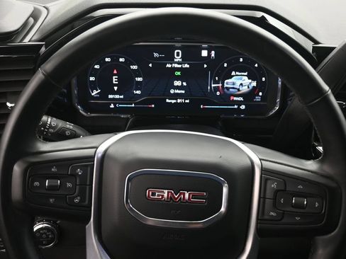 Used 2023 GMC Sierra 1500 Elevation AWD/4WD image 9
