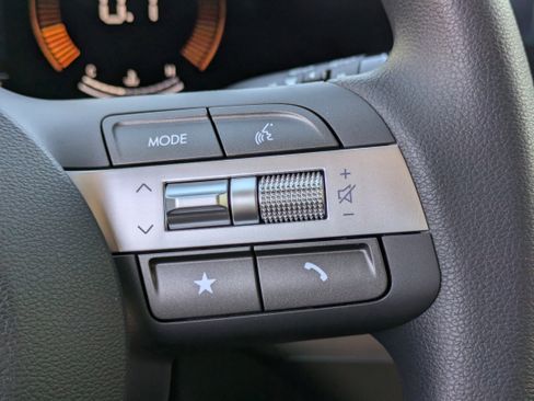 New 2026 Hyundai Kona SE image 23