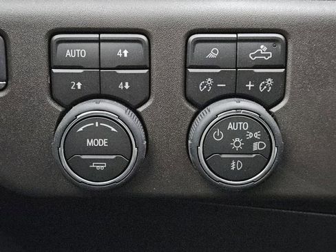 New 2026 Chevrolet Silverado 1500 RST w/ Z71 Off-Road Package image 15