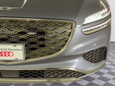 Used 2026 Genesis GV70 2.5T Advanced AWD/4WD image 12