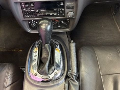 Used 2002 Chrysler Prowler RWD image 30