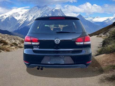 Used 2012 Volkswagen Golf 2.5L image 4