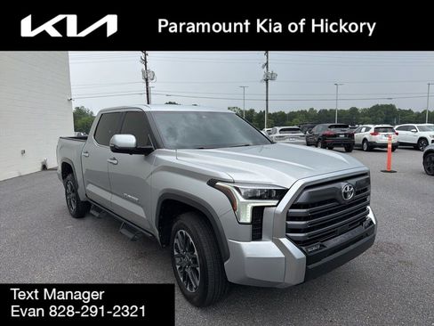 Used 2026 Toyota Tundra Limited AWD/4WD image 3