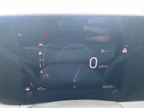 Used 2025 Buick Envista Sport Touring image 22