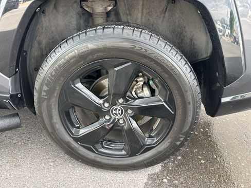 Used 2021 Toyota RAV4 XSE image 6