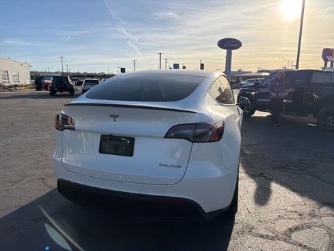 Used 2022 Tesla Model Y Performance AWD/4WD image 15