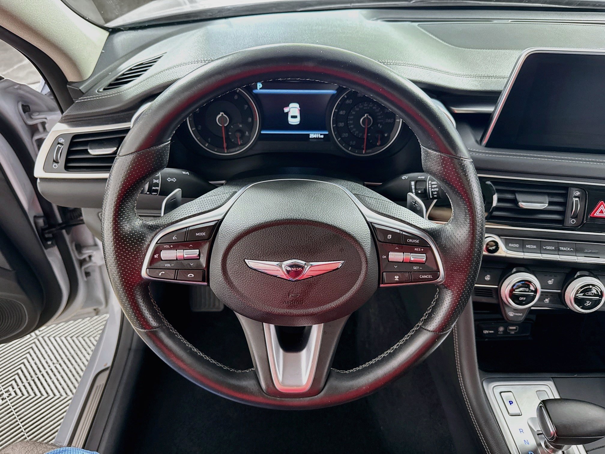 Used 2019 Genesis G70 2.0T Advanced w/ Elite Package AWD/4WD image 17