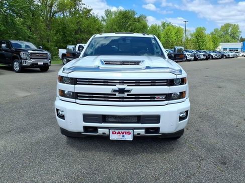 Used 2018 Chevrolet Silverado 3500 LTZ w/ Duramax Plus Package AWD/4WD image 9