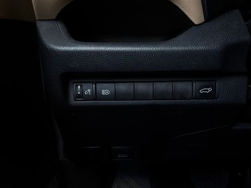 Used 2024 Toyota RAV4 XLE Premium FWD image 23