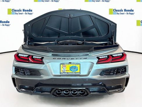 Used 2024 Chevrolet Corvette Z06 RWD image 26