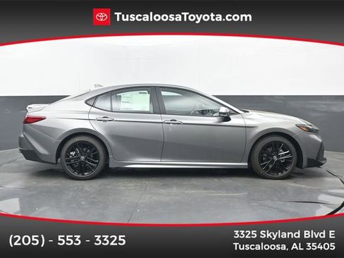 New 2026 Toyota Camry SE image 1