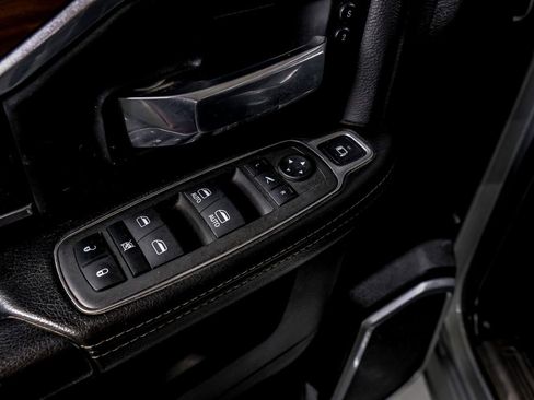 Used 2022 RAM 3500 Laramie image 37