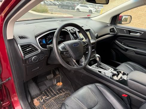 Used 2017 Ford Edge Titanium w/ Equipment Group 301A image 7