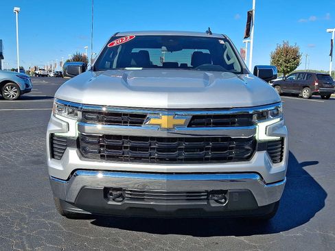 Used 2022 Chevrolet Silverado 1500 LT image 3