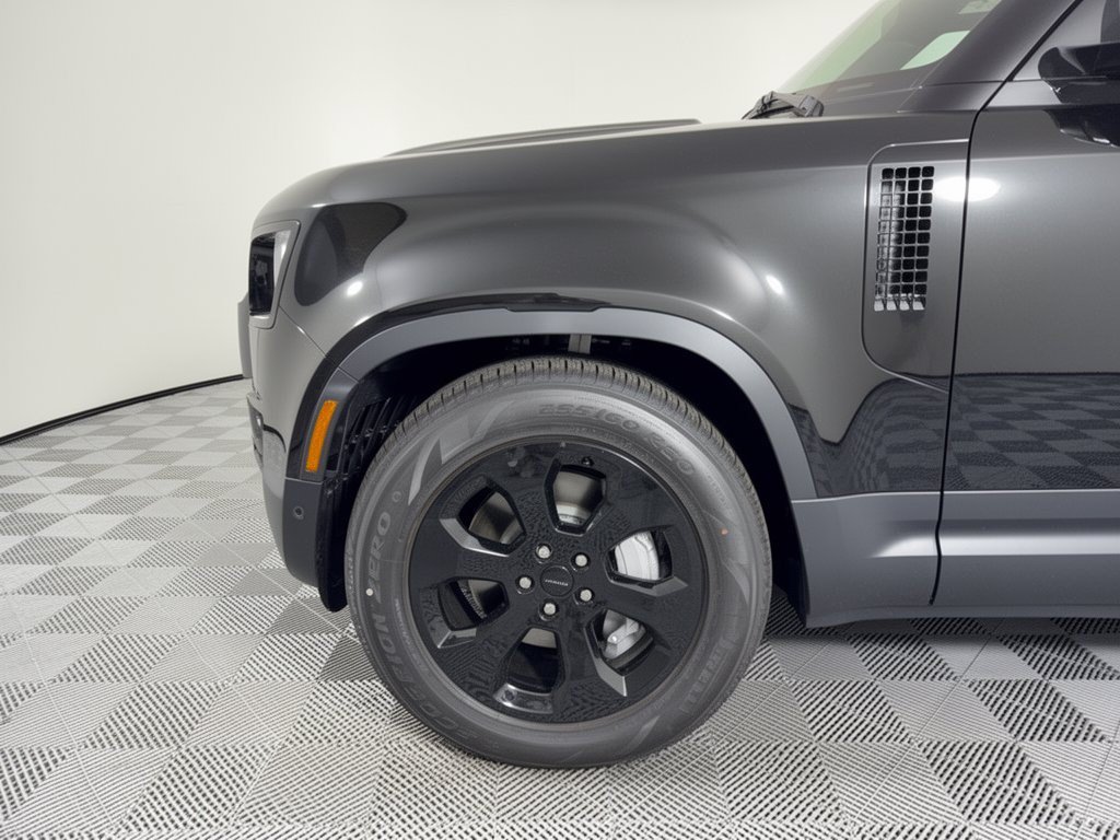 New 2026 Land Rover Defender 110 S AWD/4WD image 13