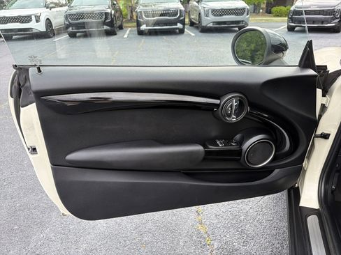Used 2015 MINI Cooper S FWD image 8
