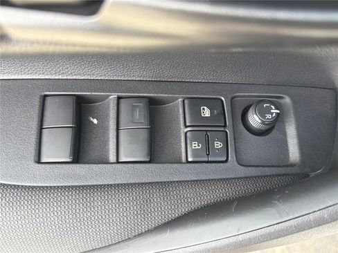 Used 2023 Toyota Corolla LE w/ Carpet Mat Package (TMS) FWD image 21