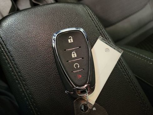 Used 2022 Chevrolet Bolt LT FWD image 15