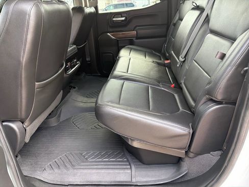 Used 2020 Chevrolet Silverado 1500 RST image 19