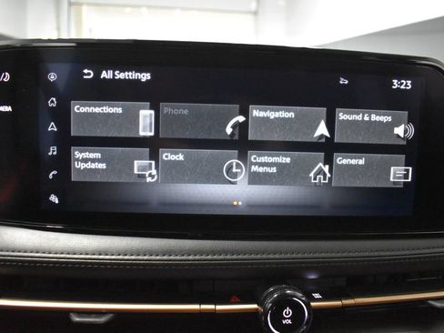 Used 2023 Nissan Ariya FWD image 24