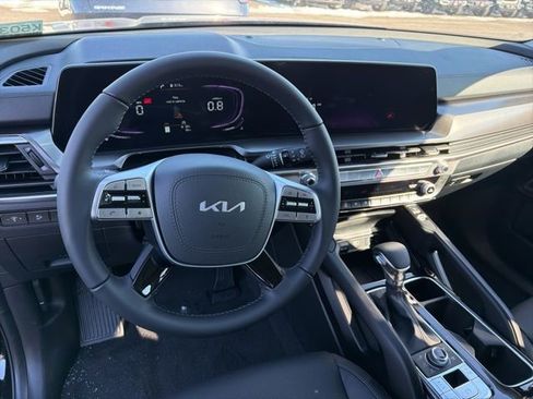 New 2025 Kia Telluride S image 13