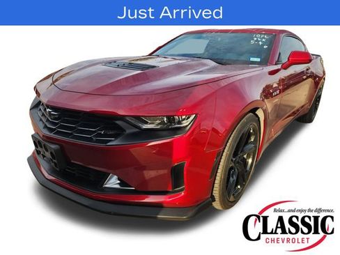 Used 2023 Chevrolet Camaro LT w/ RS Package RWD image 4