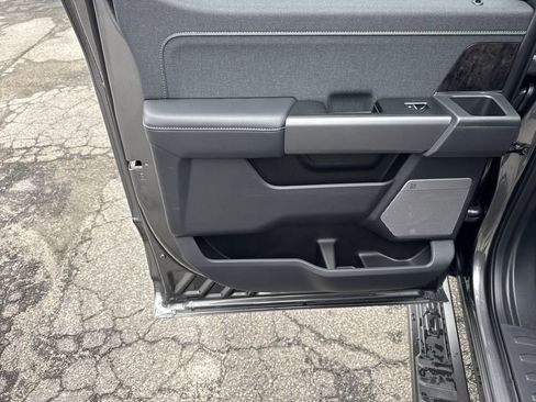 New 2026 Ford F350 Lariat w/ Black Appearance Package image 21