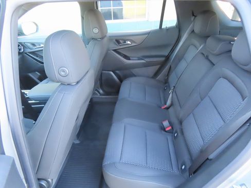 New 2026 Chevrolet Equinox LT w/ LPO, Floor Liner Package image 23
