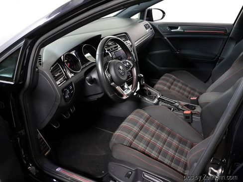 Used 2018 Volkswagen GTI S image 12