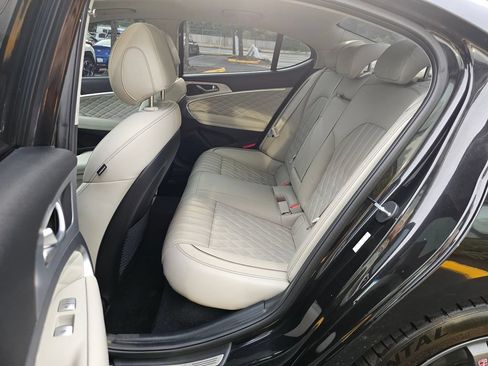 Used 2019 Genesis G70 2.0T Advanced w/ Dynamic Package AWD/4WD image 16