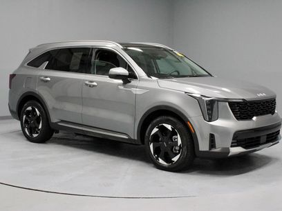 Used 2025 Kia Sorento EX w/ EX Panoramic Sunroof Package