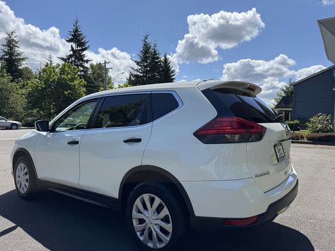 Used 2017 Nissan Rogue S w/ S Family Package AWD/4WD image 6