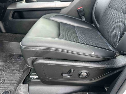 Used 2023 RAM 1500 Lone Star image 15