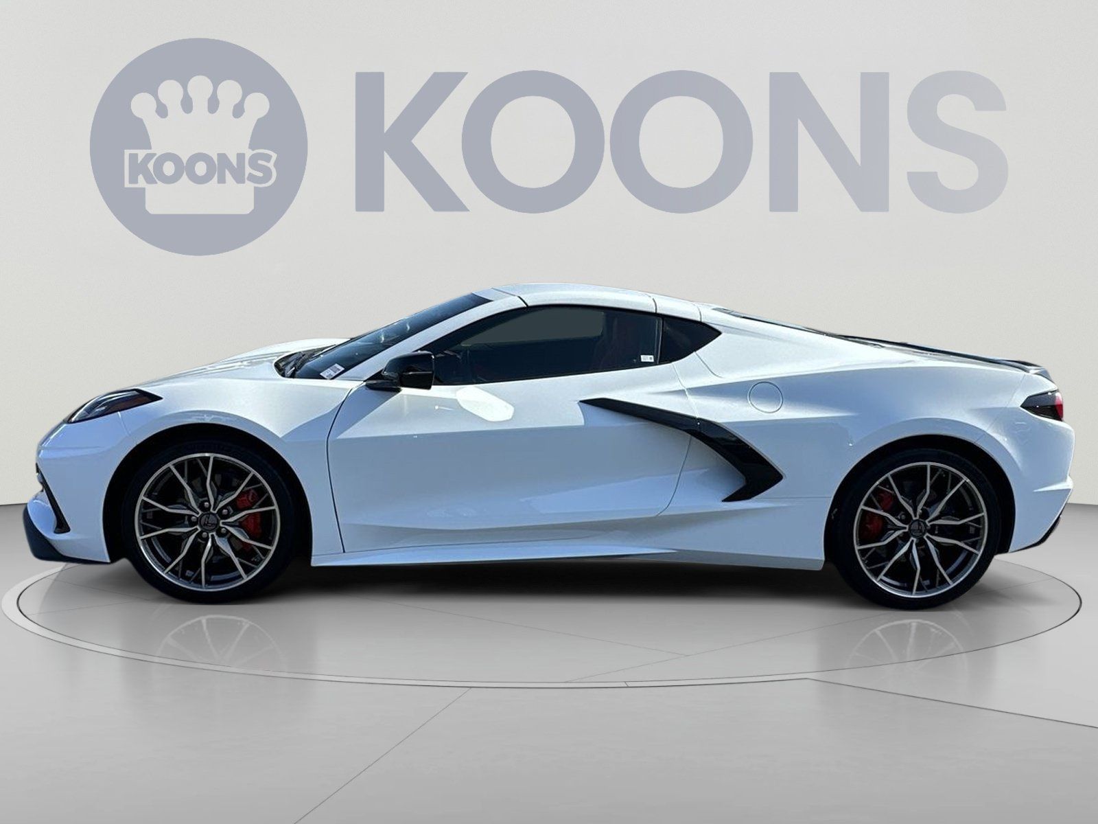 Used 2025 Chevrolet Corvette Stingray Preferred Cpe w/ Stealth Interior Trim Package RWD image 7