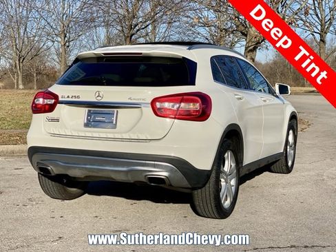 Used 2017 Mercedes-Benz GLA 250 4MATIC image 7
