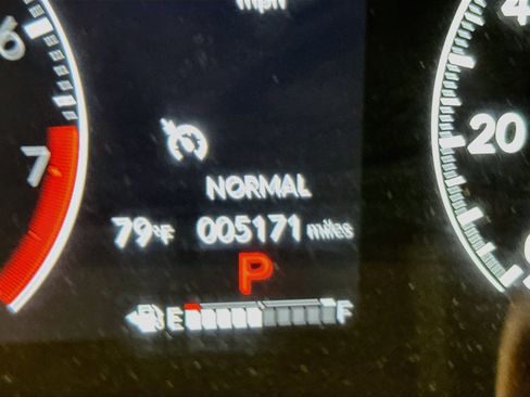 Used 2026 Honda HR-V EX-L image 19