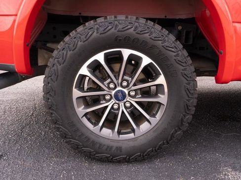 Used 2018 Ford F150 XLT w/ Equipment Group 302A Luxury image 45