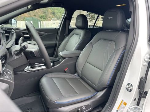 New 2026 Buick Envista Sport Touring w/ Convenience I Package image 6